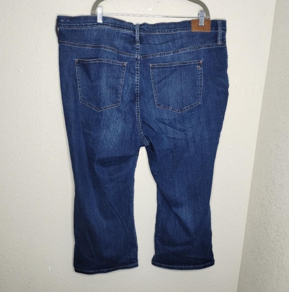 Madewell Petite Cali Demi-Boot Jeans in Danny Wash: TENCEL Denim Edition Size 37 - Picture 3 of 7